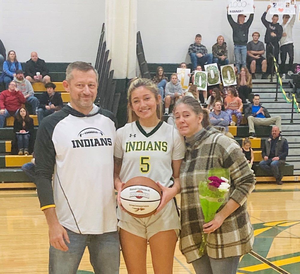 Hannah Vanderzee & Family
