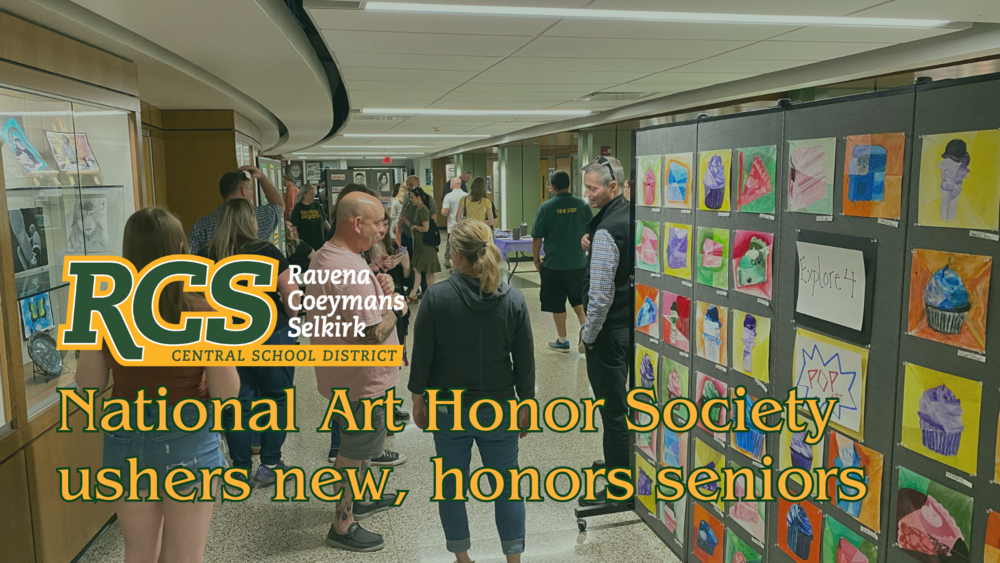 National Art Honor Society ushers new, honors seniors