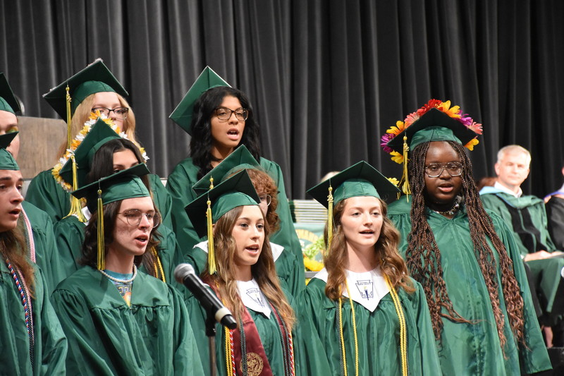 RCS Class of 2022 Commencement Ceremony RAVENACOEYMANSSELKIRK